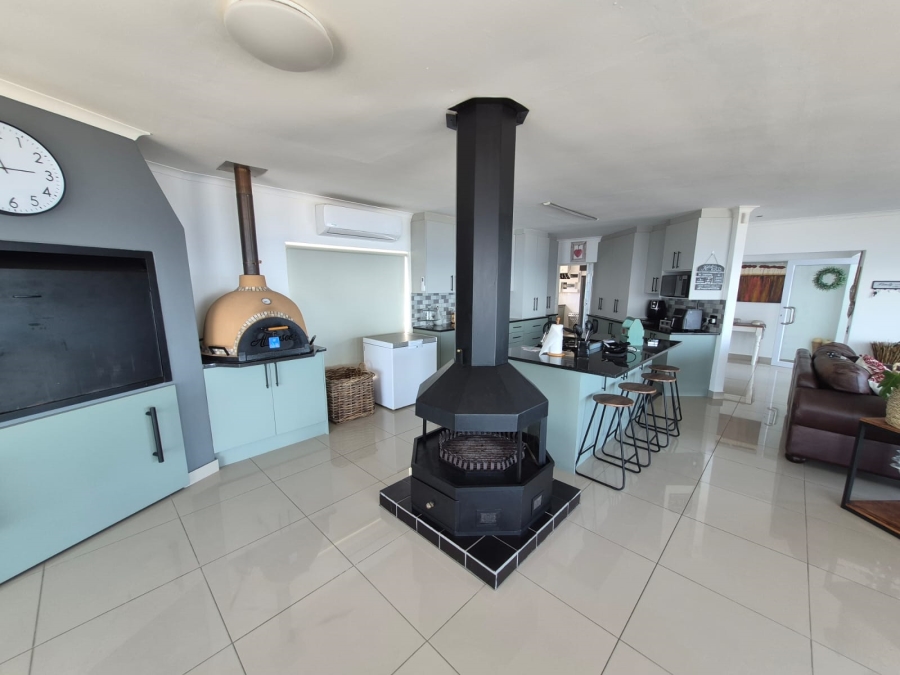 5 Bedroom Property for Sale in Dana Bay Western Cape